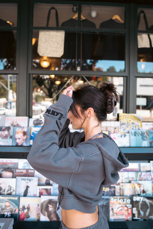 Vintage-Inspired Oversized Cropped Hoodie