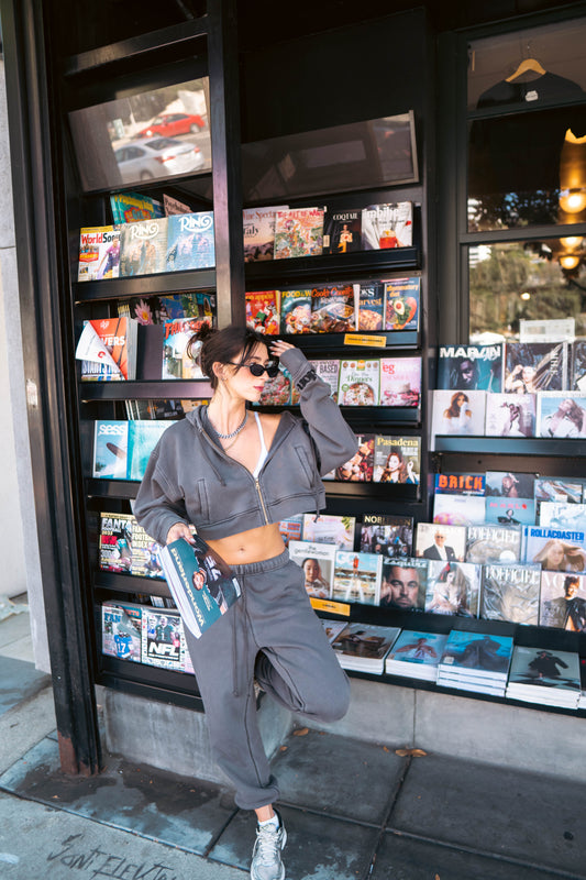 Vintage-Inspired Oversized Unisex Joggers