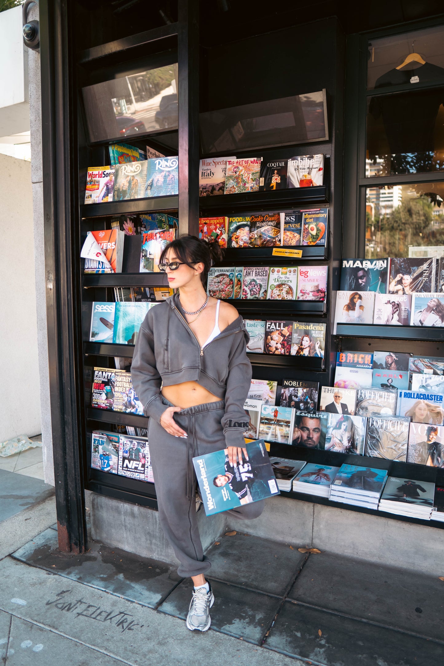 Vintage-Inspired Oversized Unisex Joggers